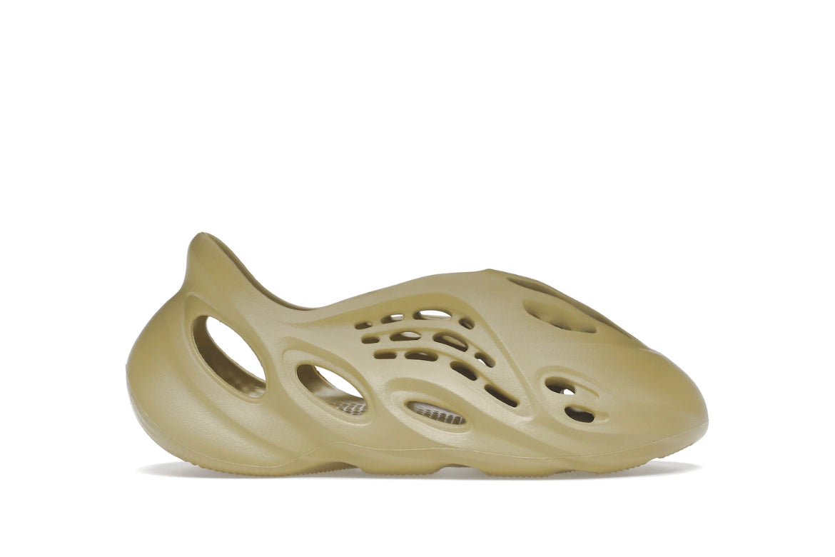 adidas Yeezy Foam RNNR “Sulfur”