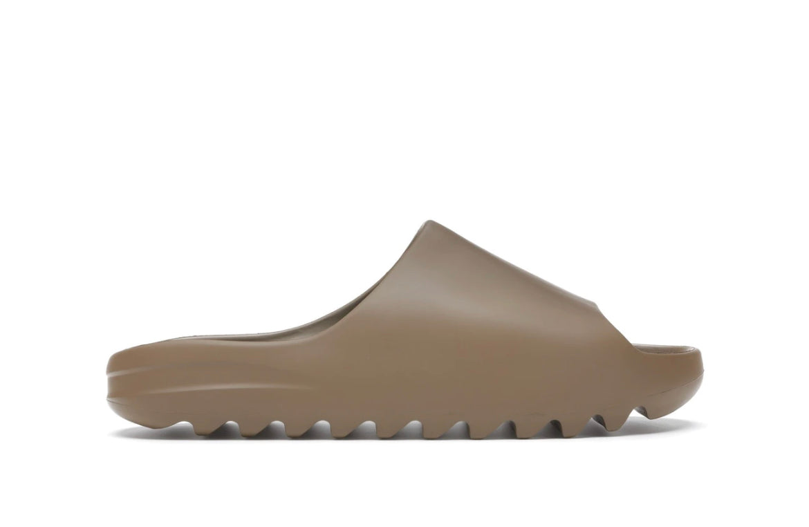 adidas Yeezy Slide “Core”