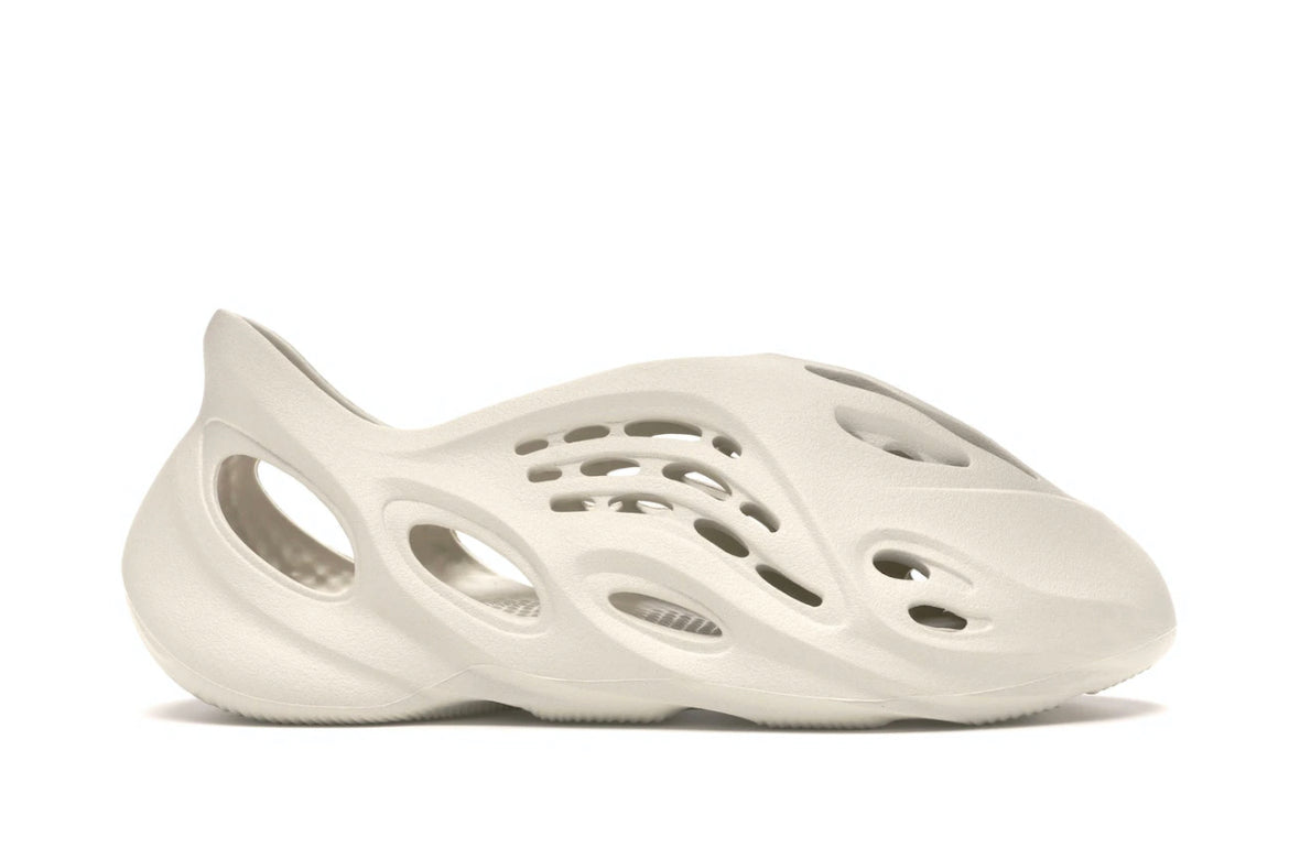 adidas Yeezy Foam RNNR “Ararat”