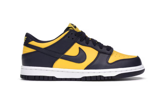 NIKE DUNK LOW "MICHIGAN"